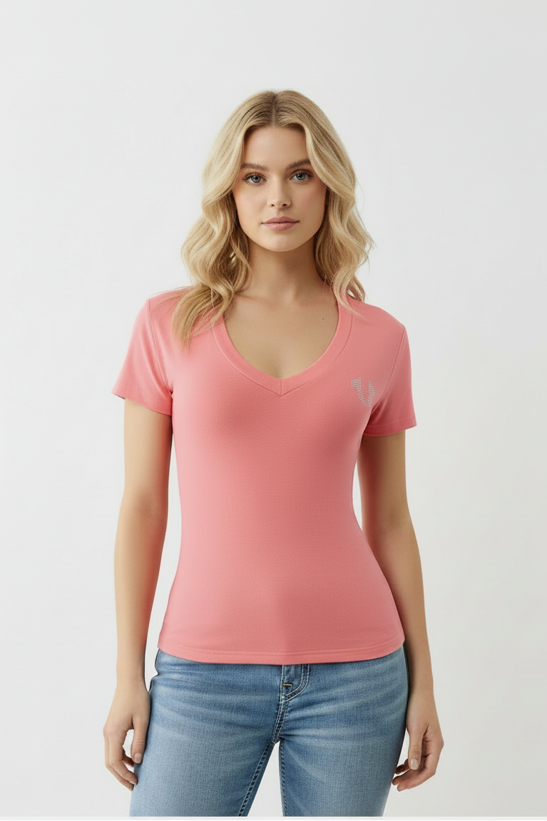 TRUE RELIGION CRYSTAL WINGED HORSESHOE V NECK TEE