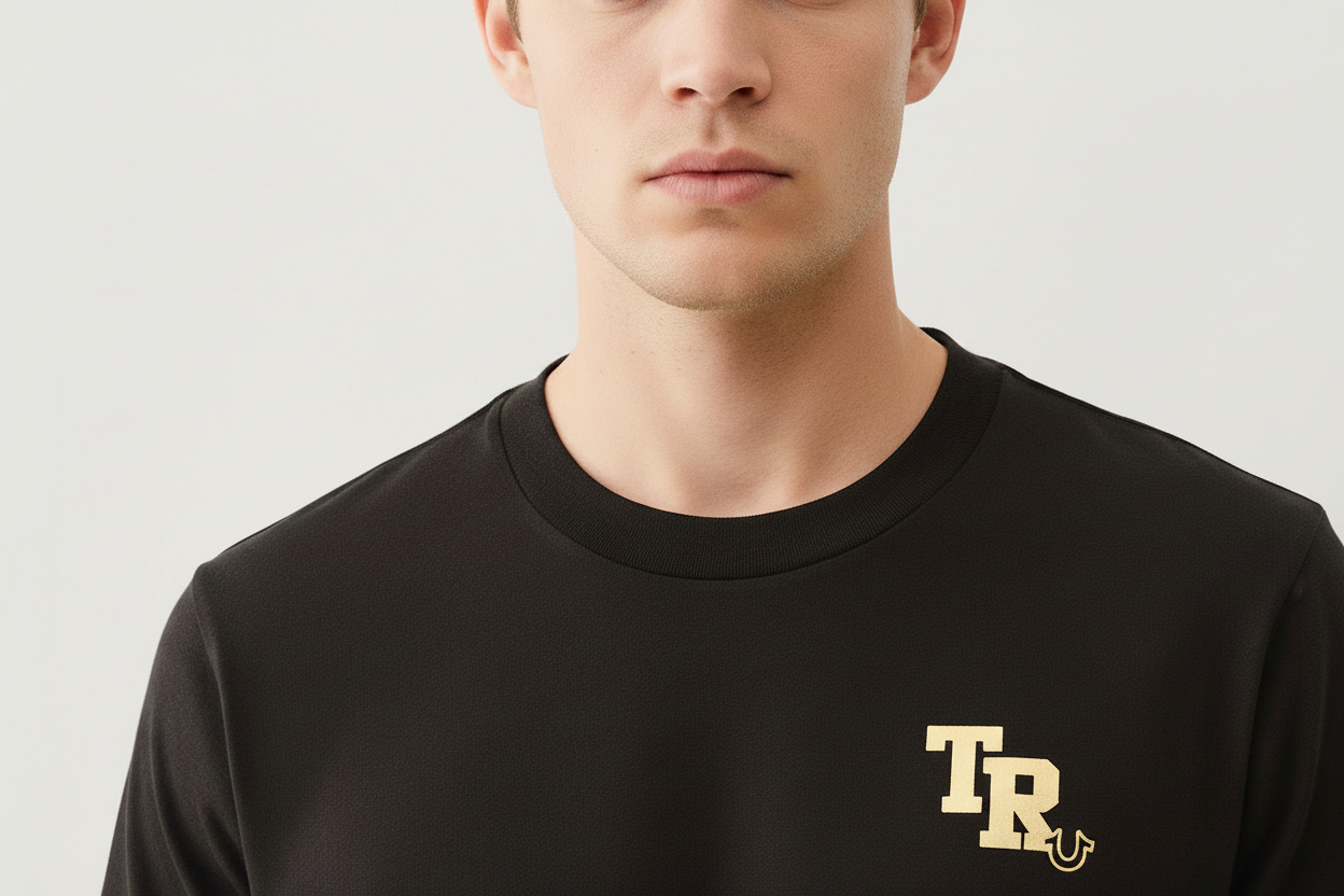 TRUE RELIGION Metallic True Logo Tee