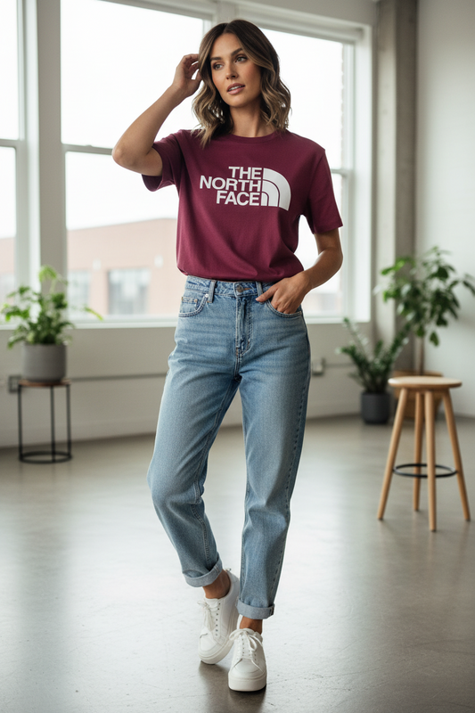 THE NORTH FACE Women T-shirt