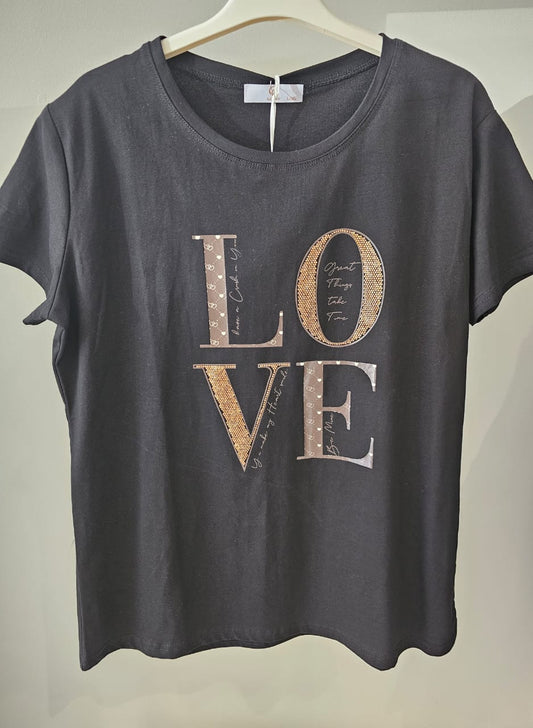 Love T-Shirt